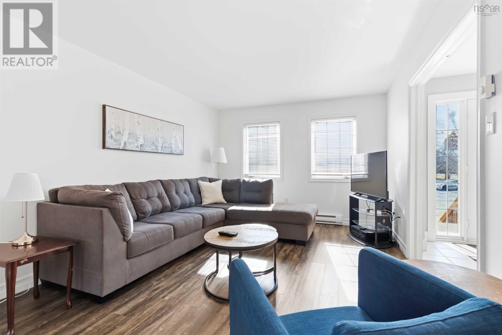 Property 10 of 34 of 185 Avenue Du Portage