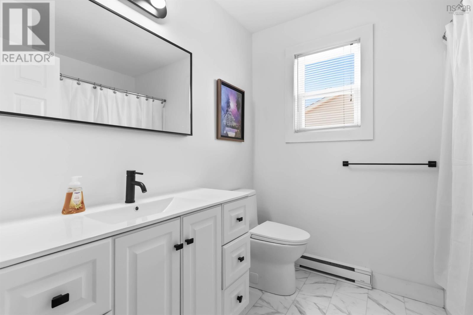 Property 23 of 34 of 185 Avenue Du Portage