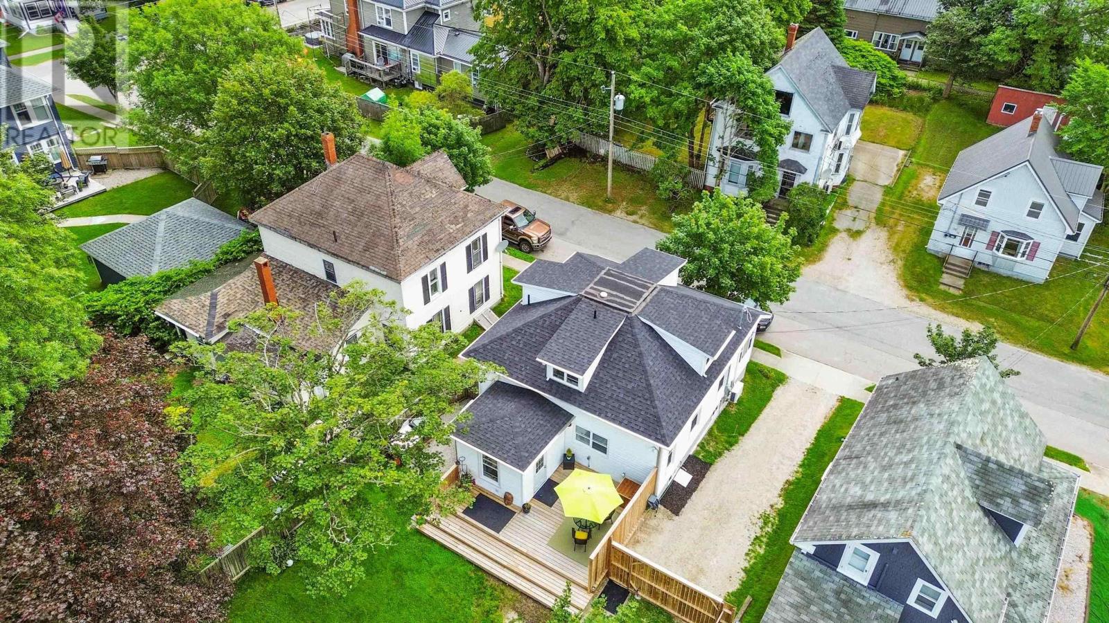 Property 7 of 43 of 14 Ryerson Court