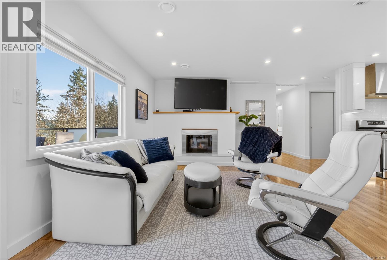 1655 MAPLE BAY RD - 11