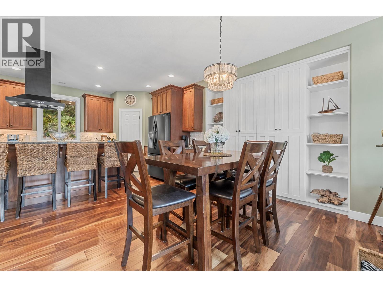 14 1581 20 Street Northeast, Salmon Arm