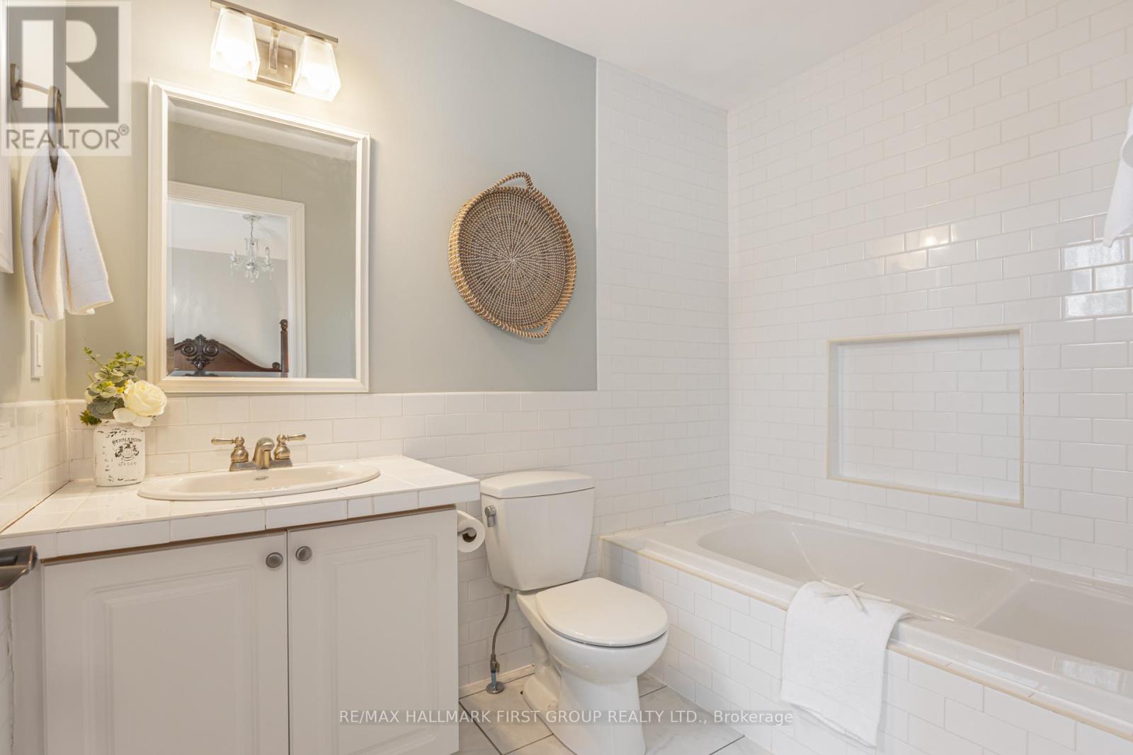 300 D'Arcy St Cobourg #101