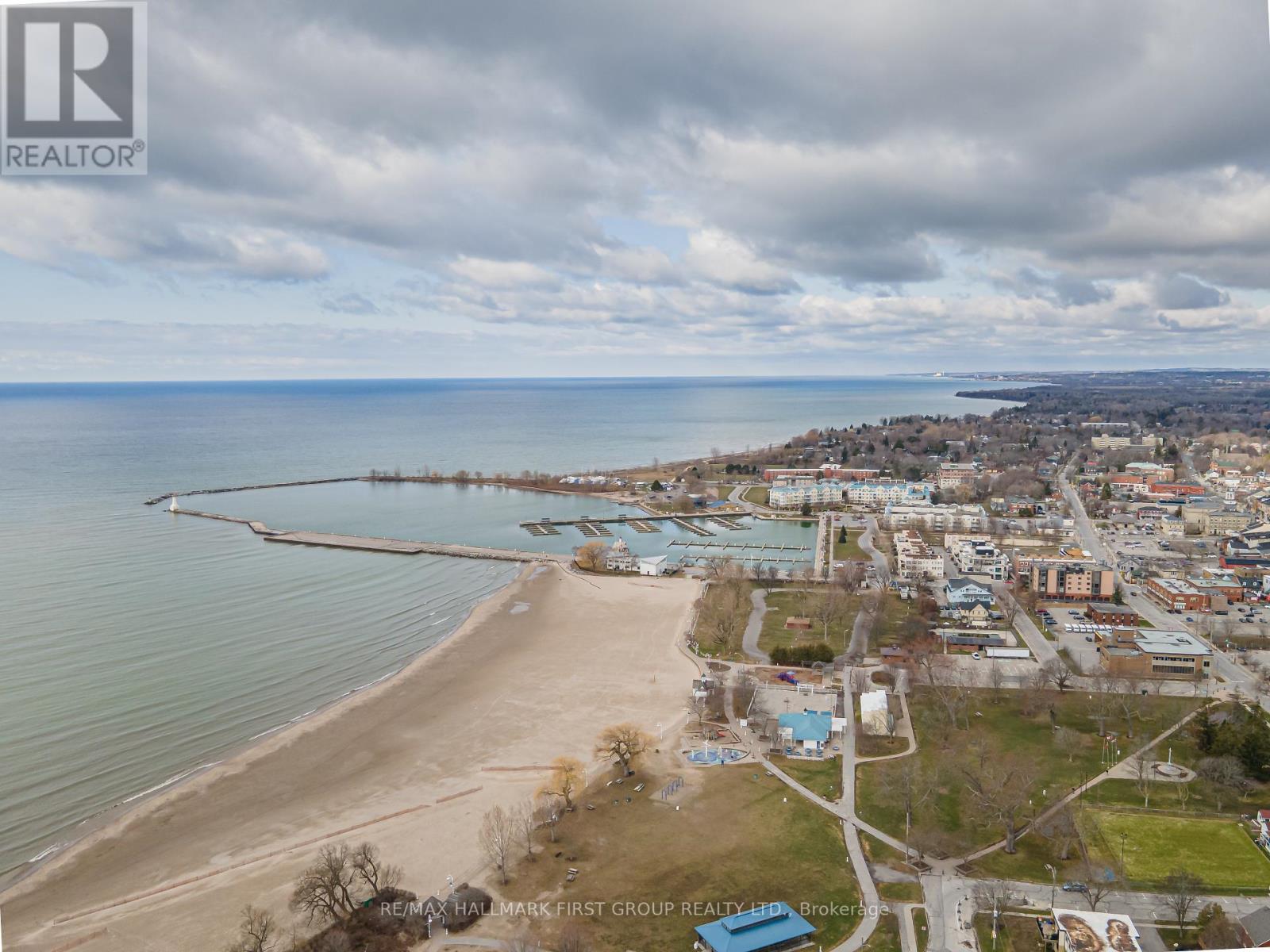 300 D'Arcy St Cobourg #101
