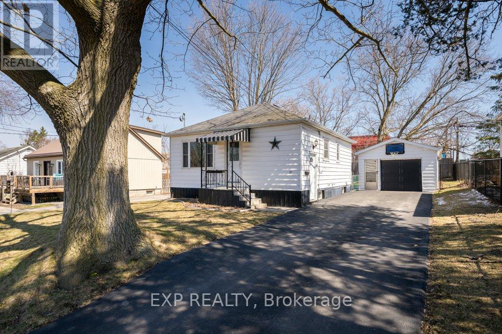 27 VALLEYVIEW CRESCENT