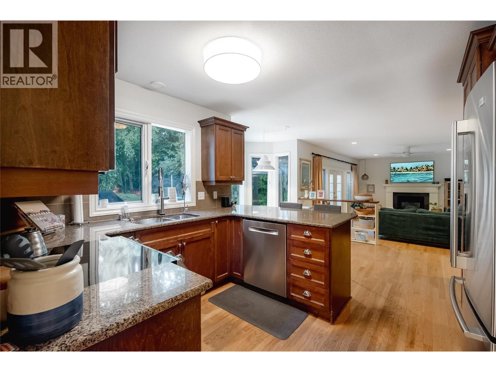  463 Cascia Drive, Kelowna