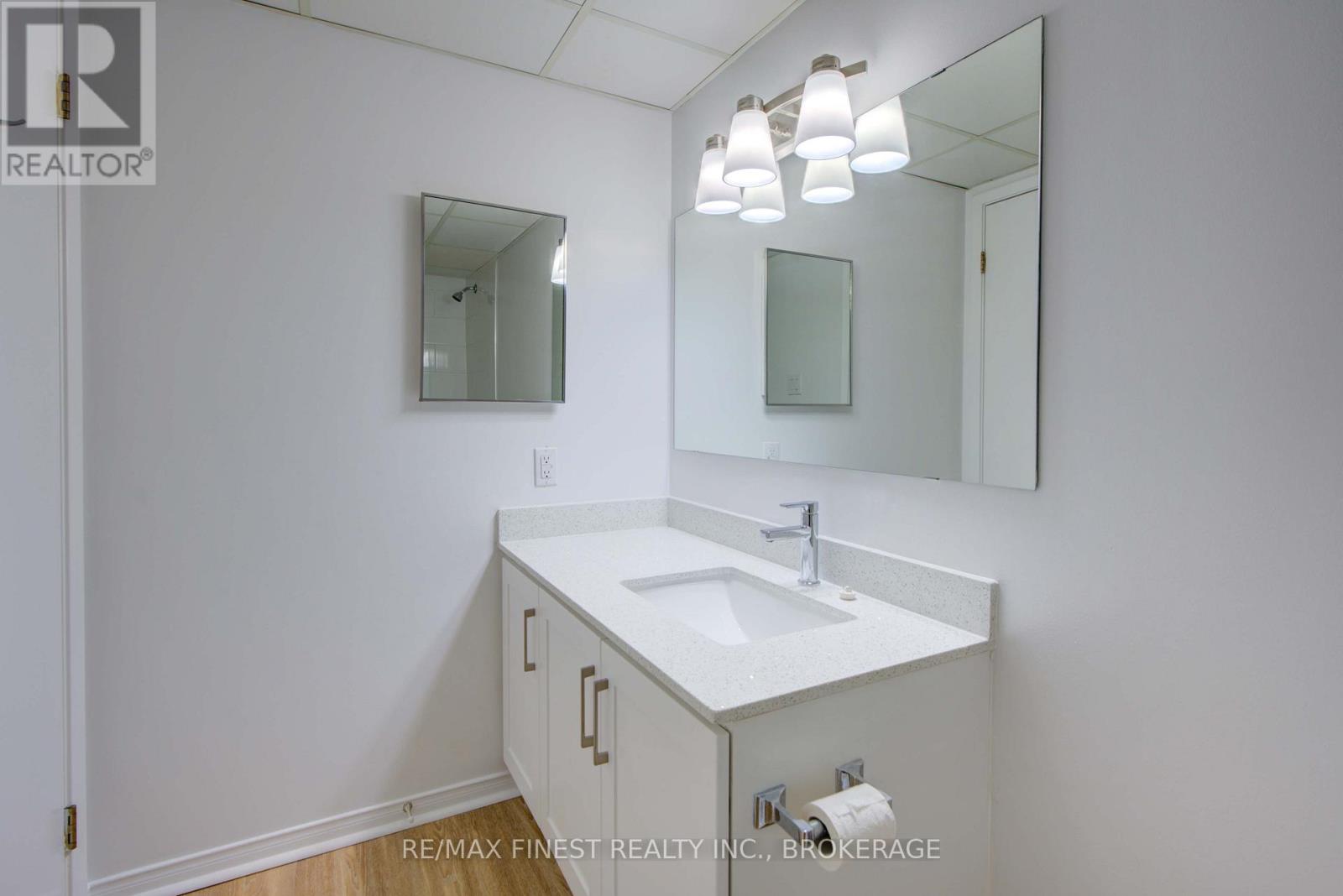 608 - 745 DAVIS DRIVE — photo 31