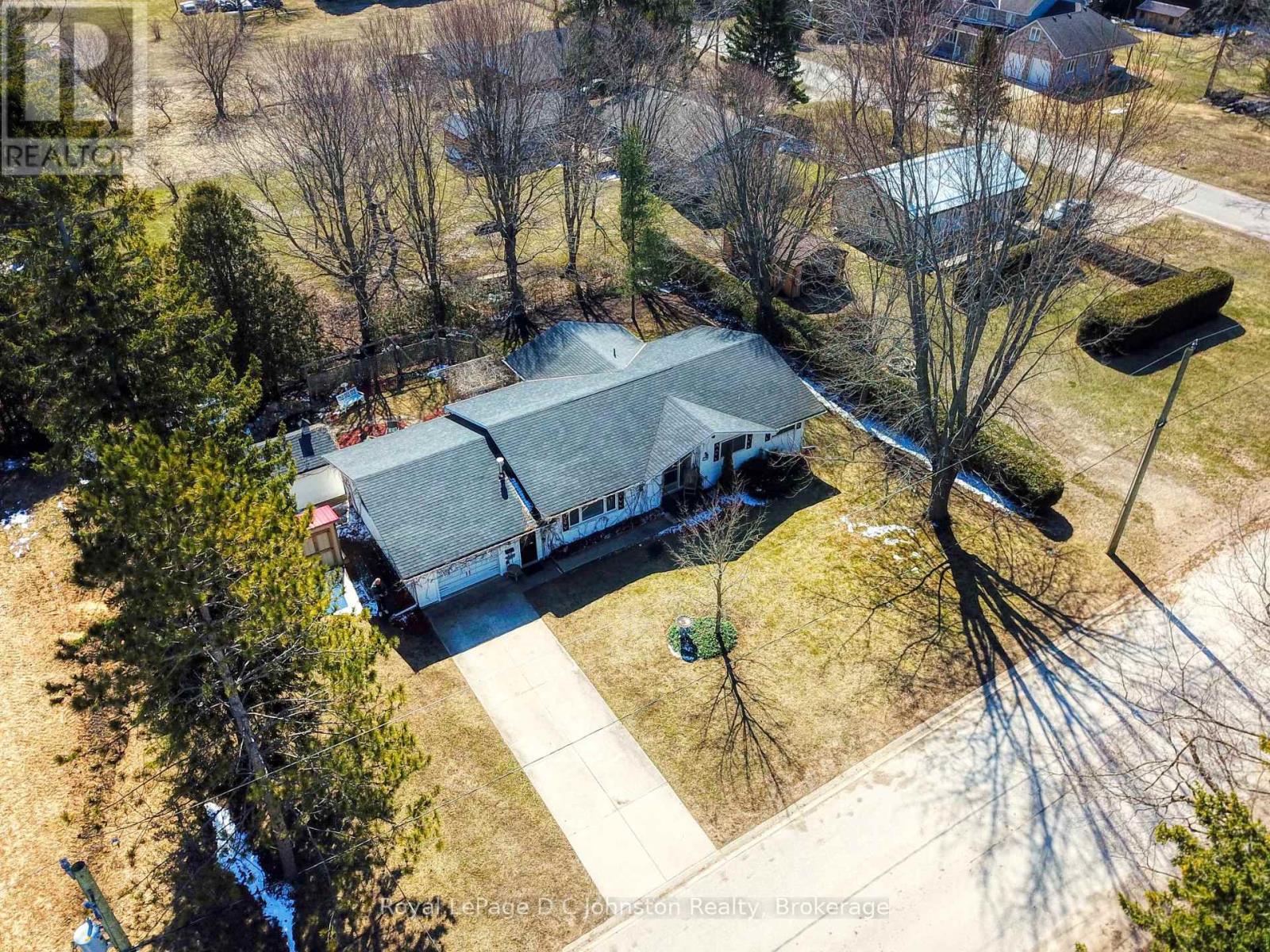 121 EDWARD STREET - 2