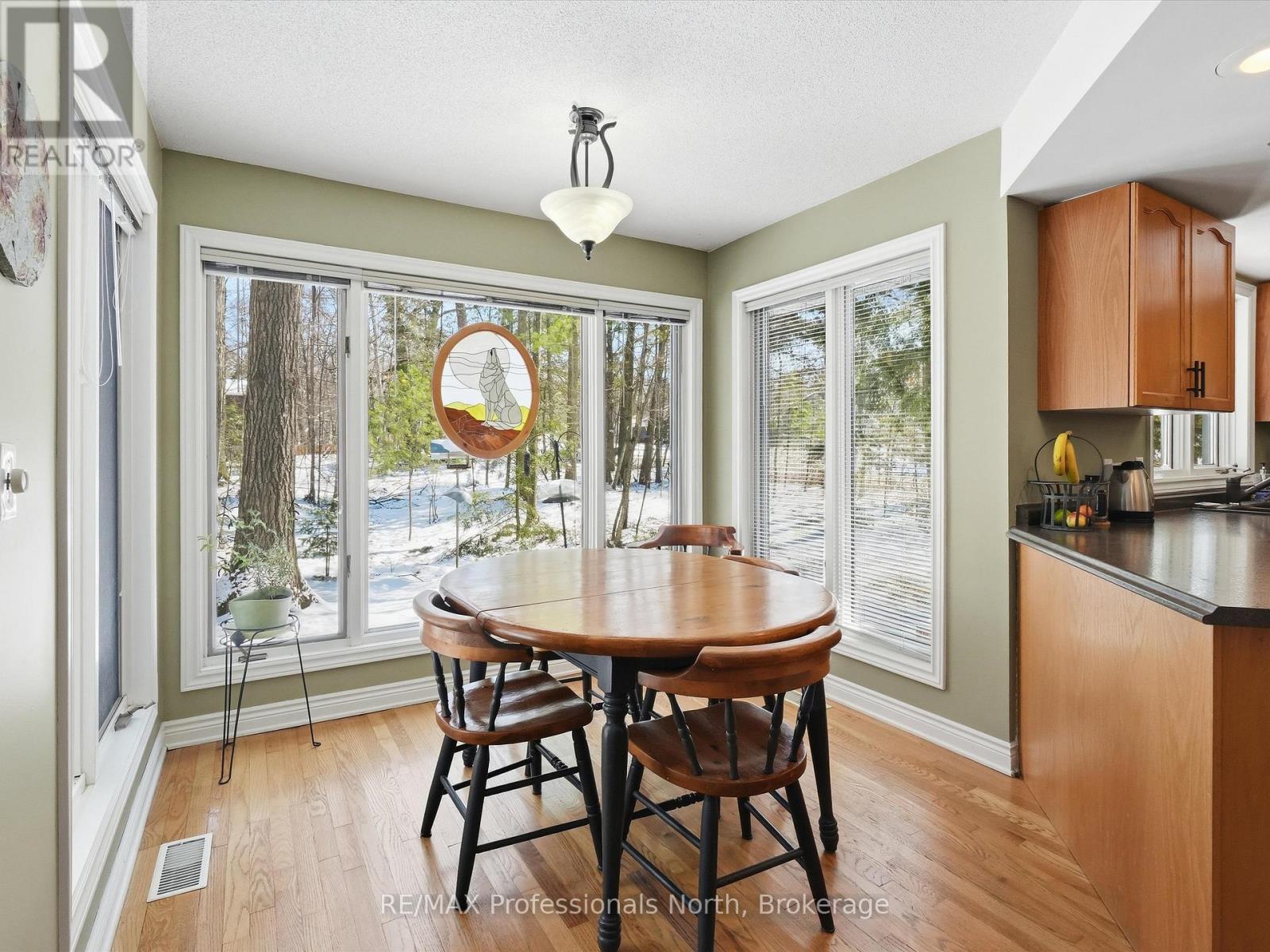 31 THE GRANITE BLUFF — photo 22