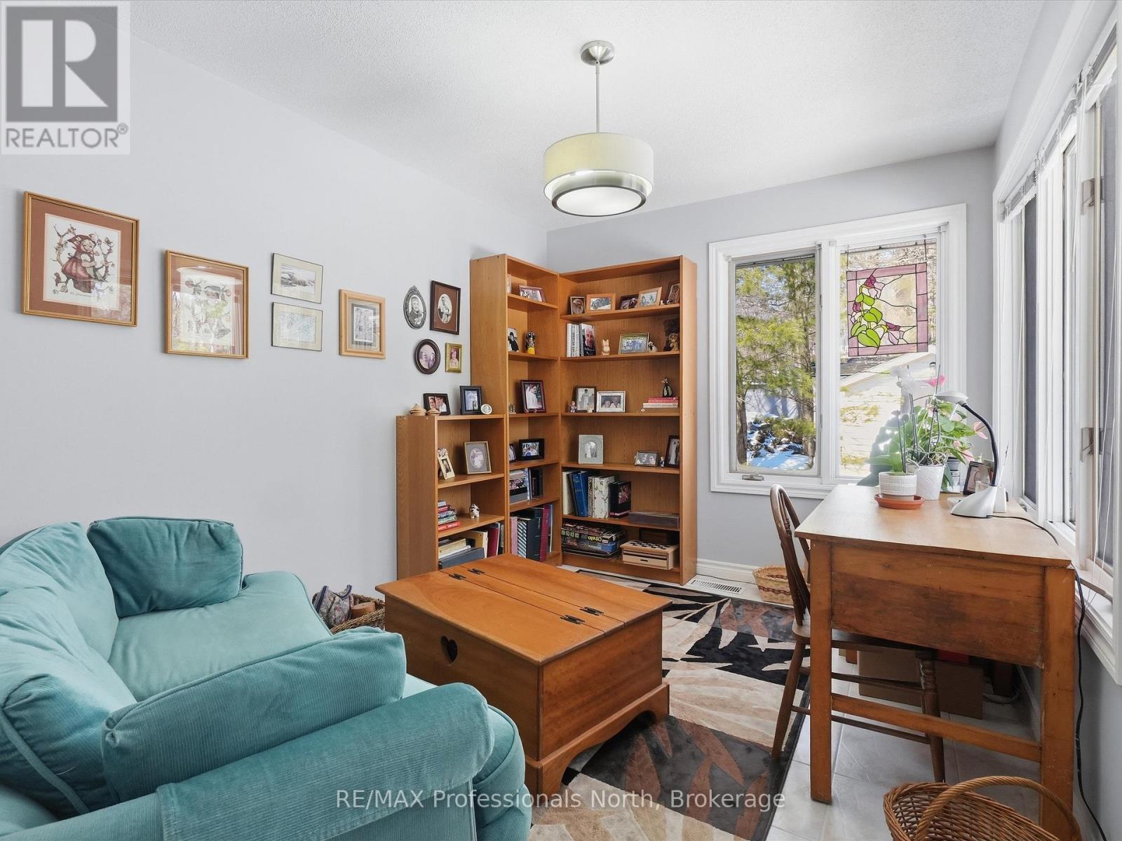 31 THE GRANITE BLUFF — photo 33