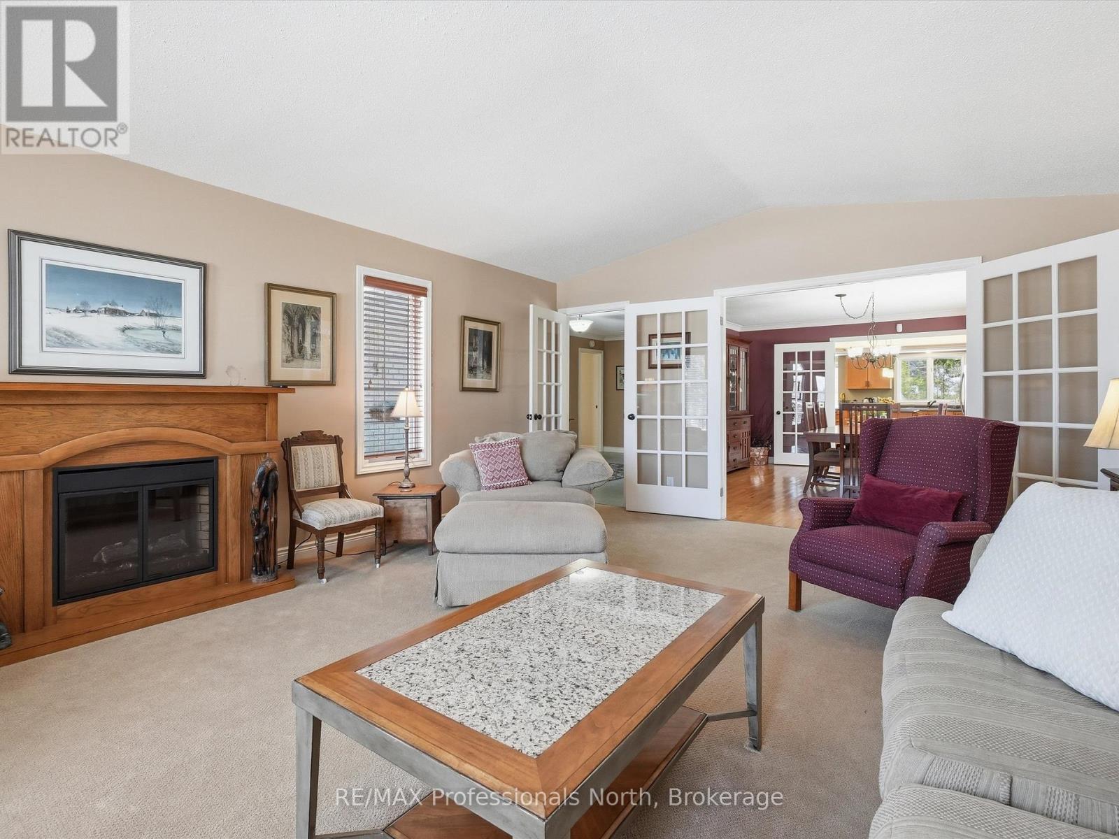 31 THE GRANITE BLUFF - 9