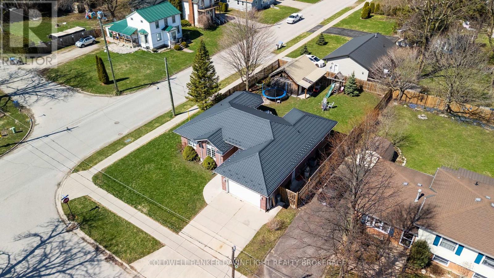 148 BROADWAY STREET Property Photo