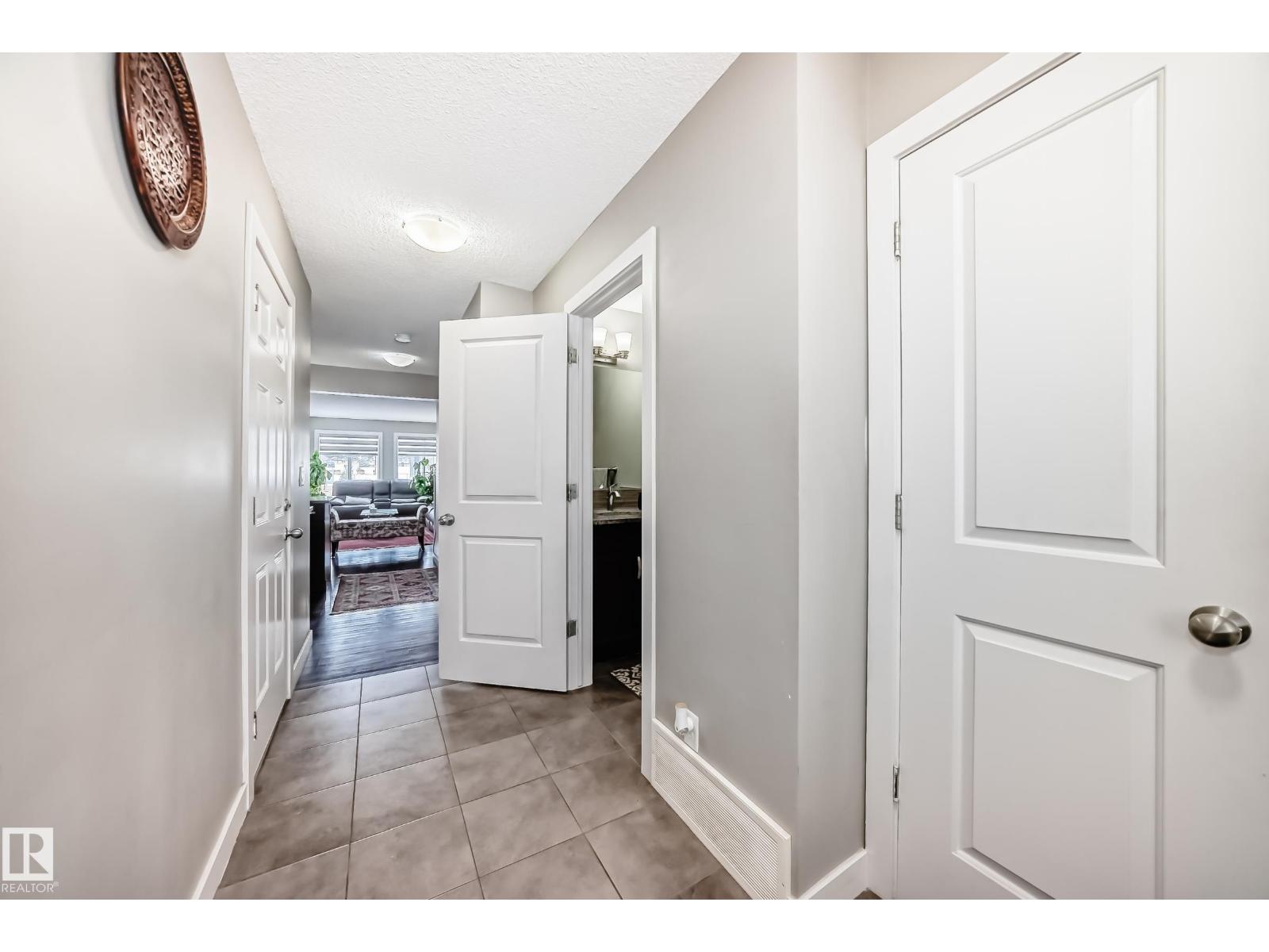 1723 HAMMOND CR NW NW, Edmonton