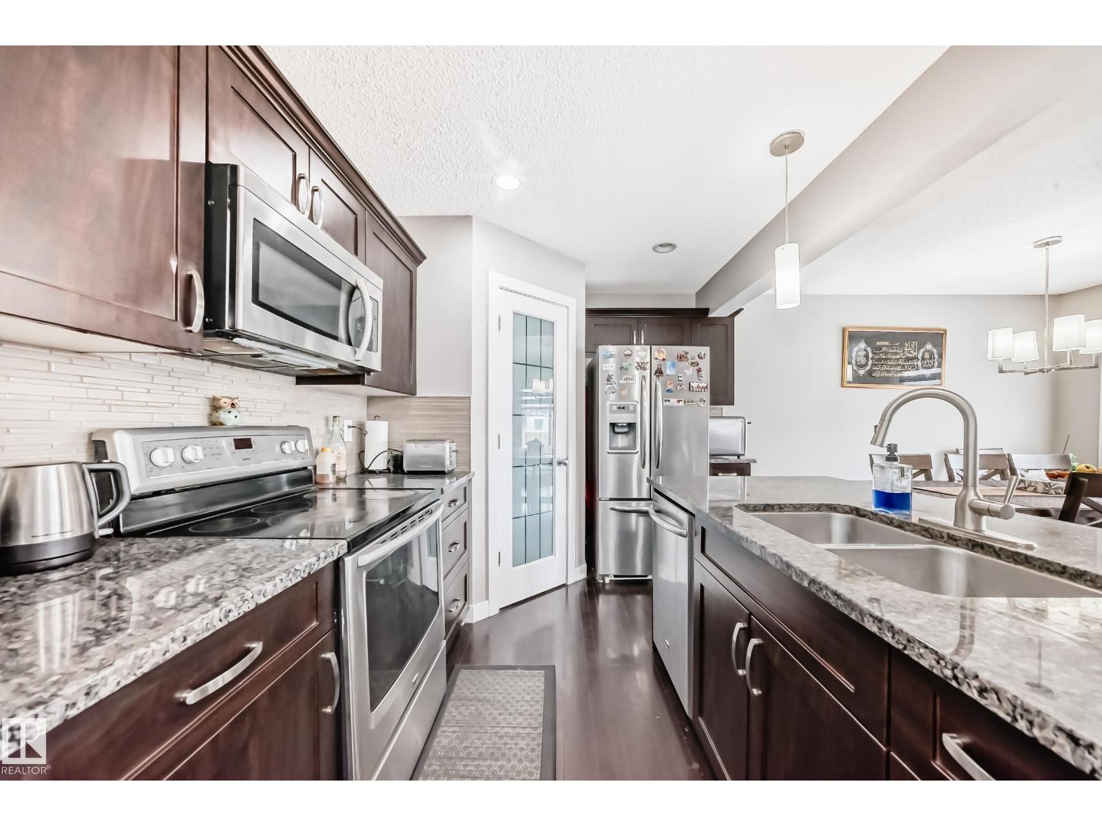 1723 HAMMOND CR NW NW, Edmonton