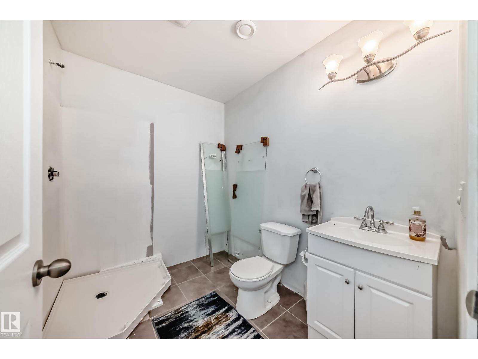 1723 HAMMOND CR NW NW, Edmonton