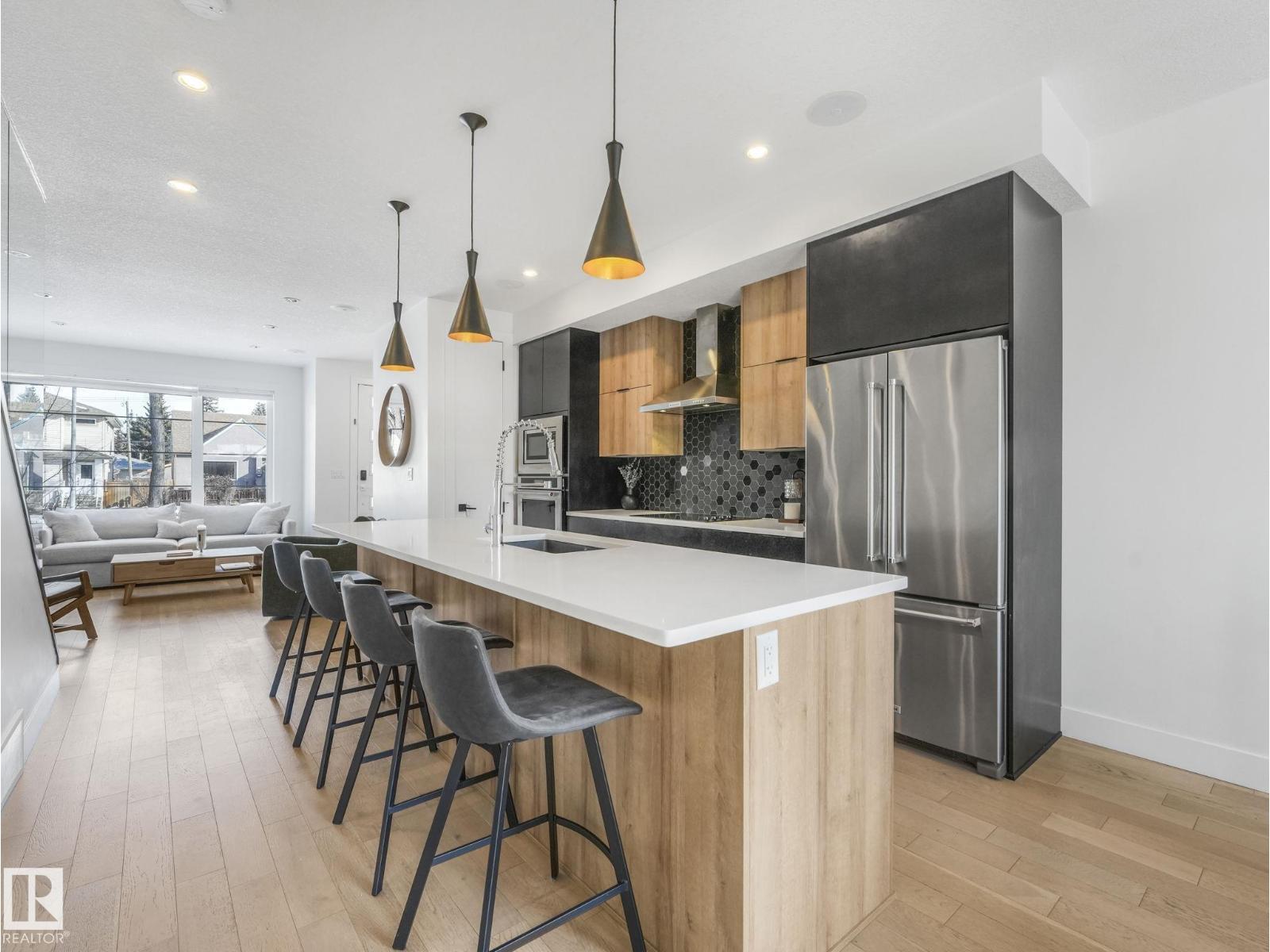 7741 81 AV NW, Edmonton