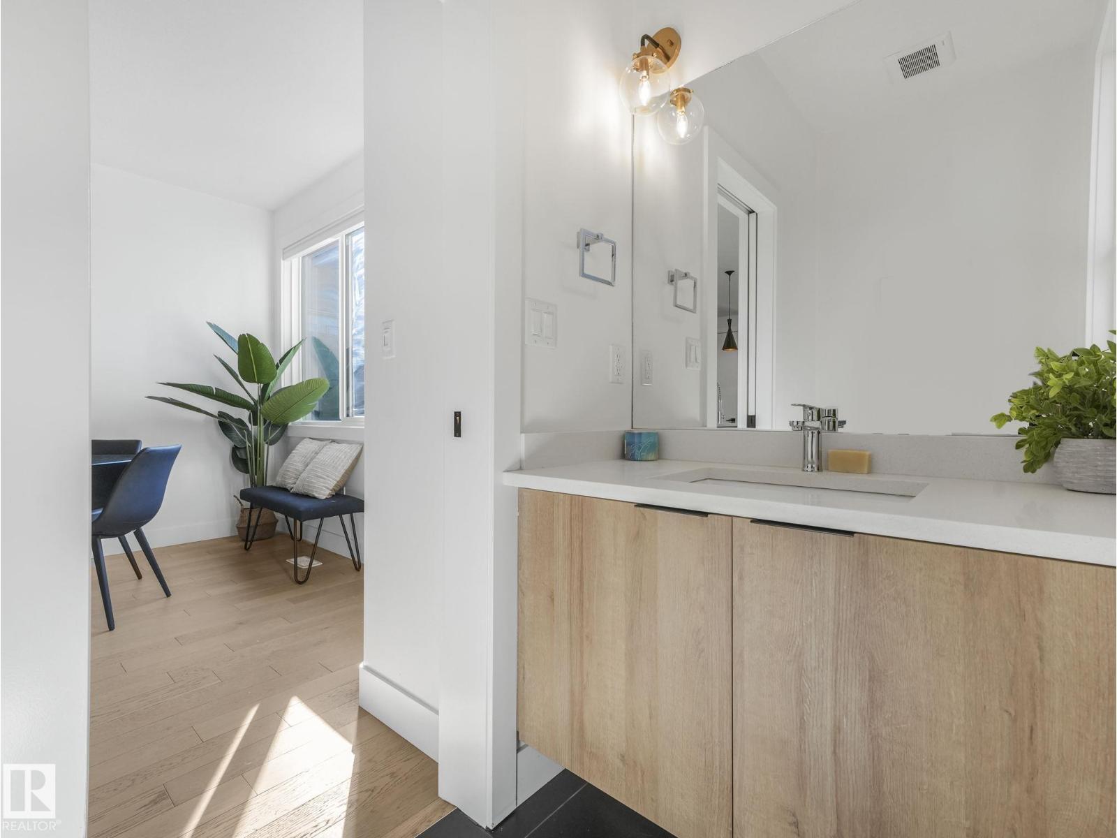 7741 81 AV NW, Edmonton