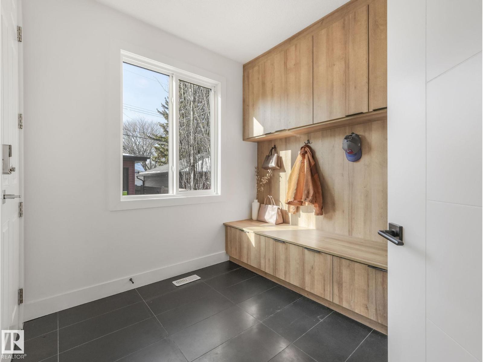 7741 81 AV NW, Edmonton