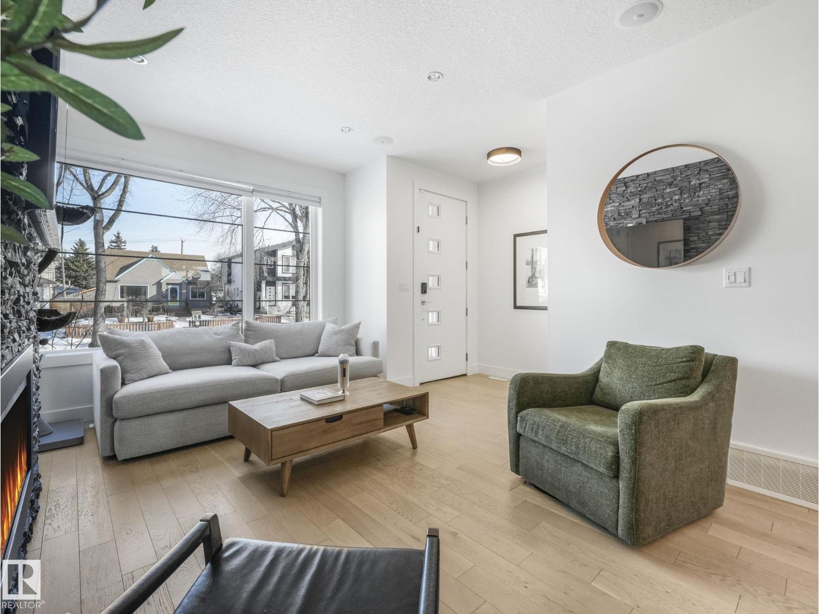 7741 81 AV NW, Edmonton