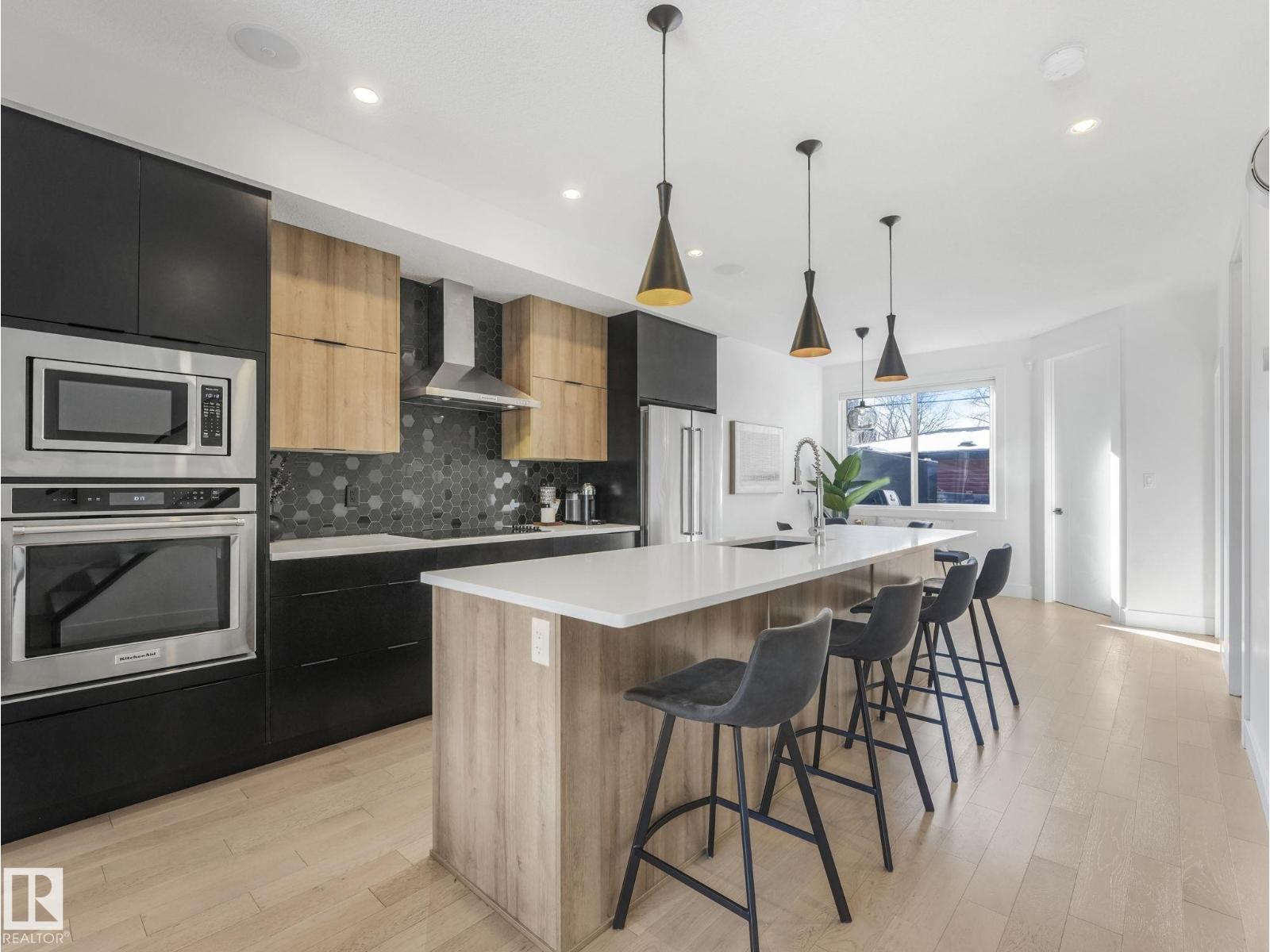 7741 81 AV NW, Edmonton