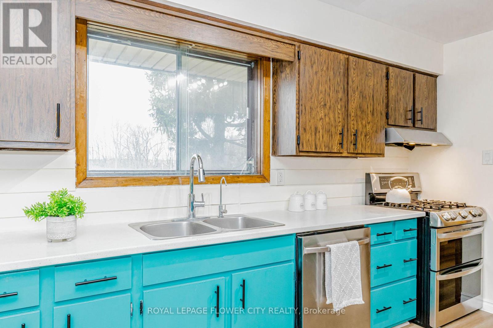 1421 FANSHAWE PARK ROAD E - 8