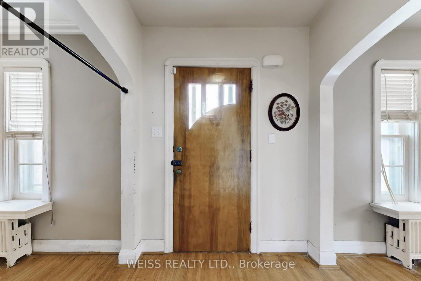 261 WOLSELY STREET - 12