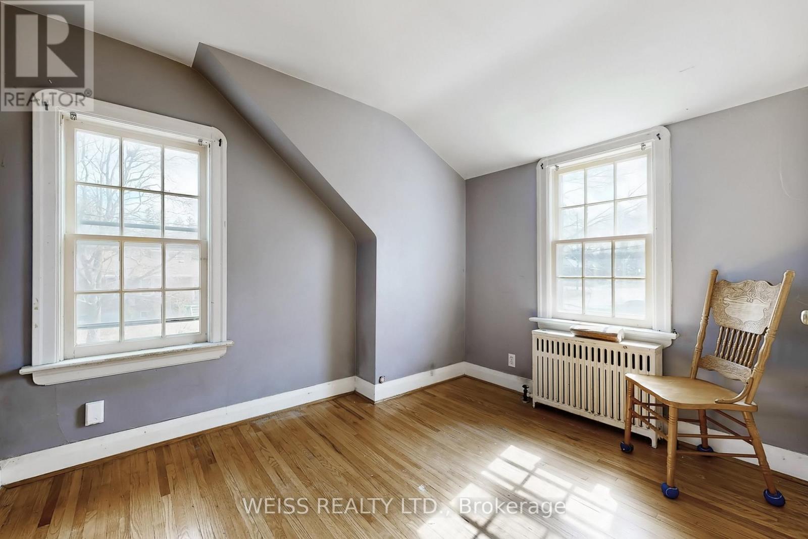 261 WOLSELY STREET - 20