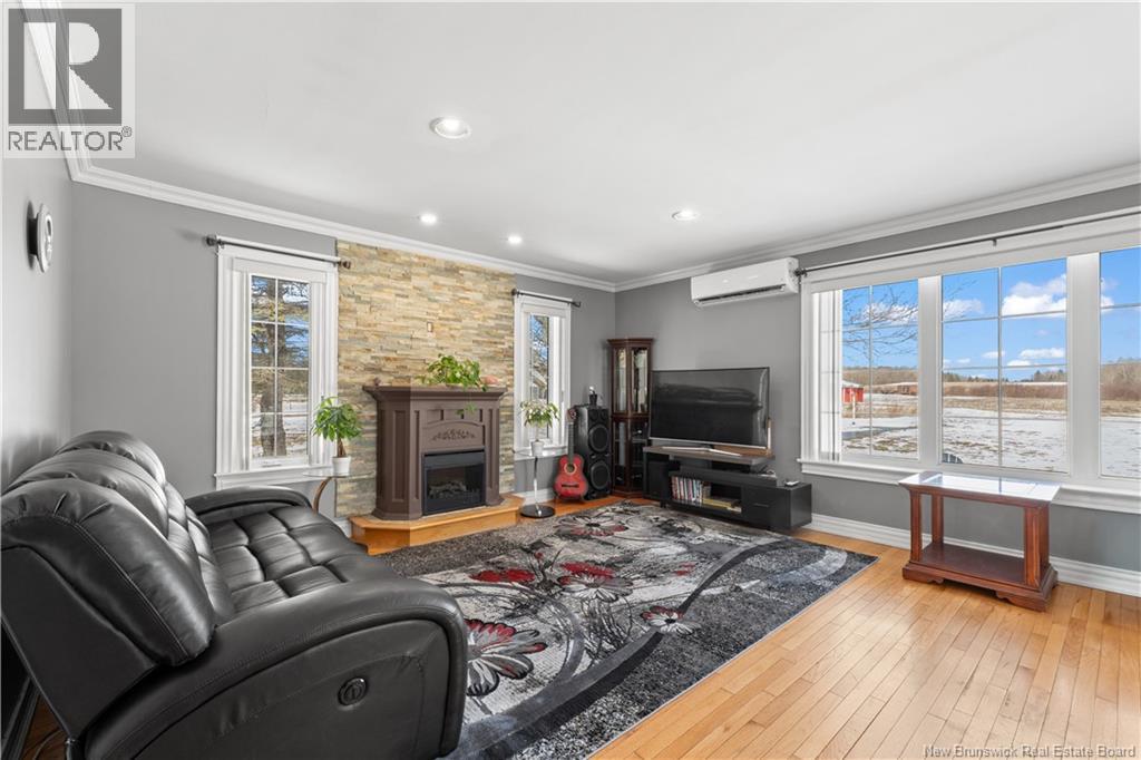 259 Irving Boulevard — photo 11