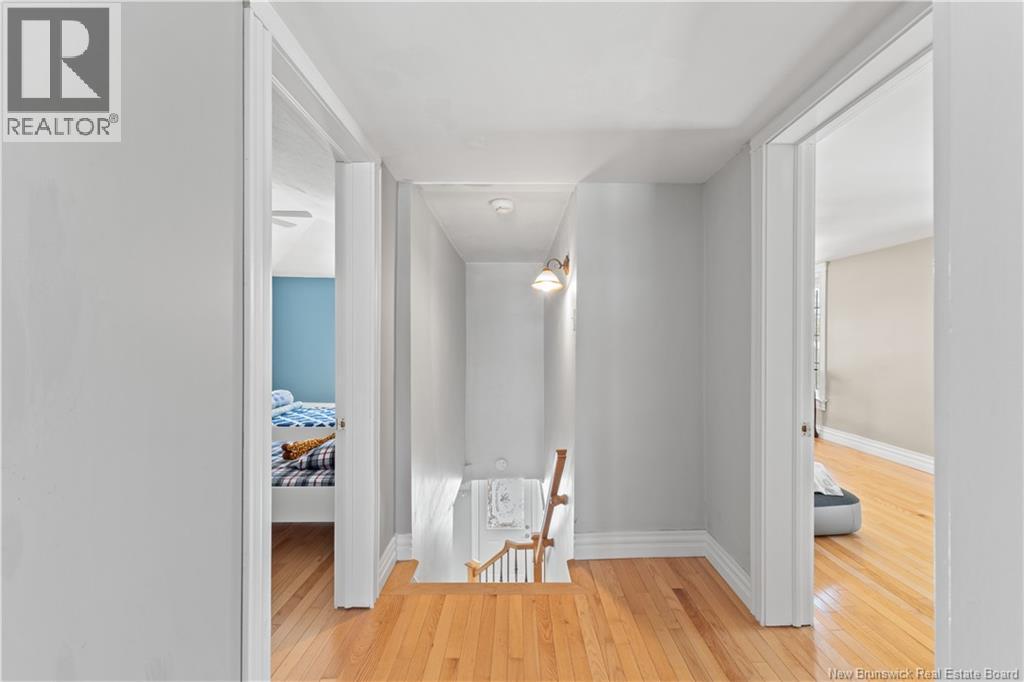 259 Irving Boulevard — photo 15