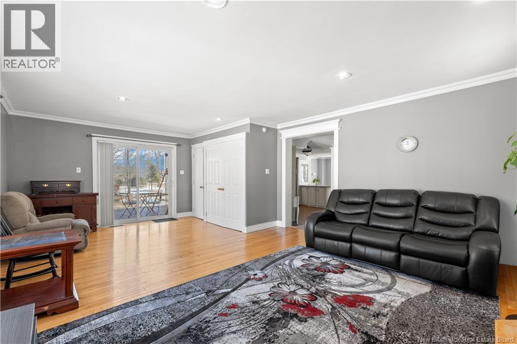 259 Irving Boulevard — photo 13