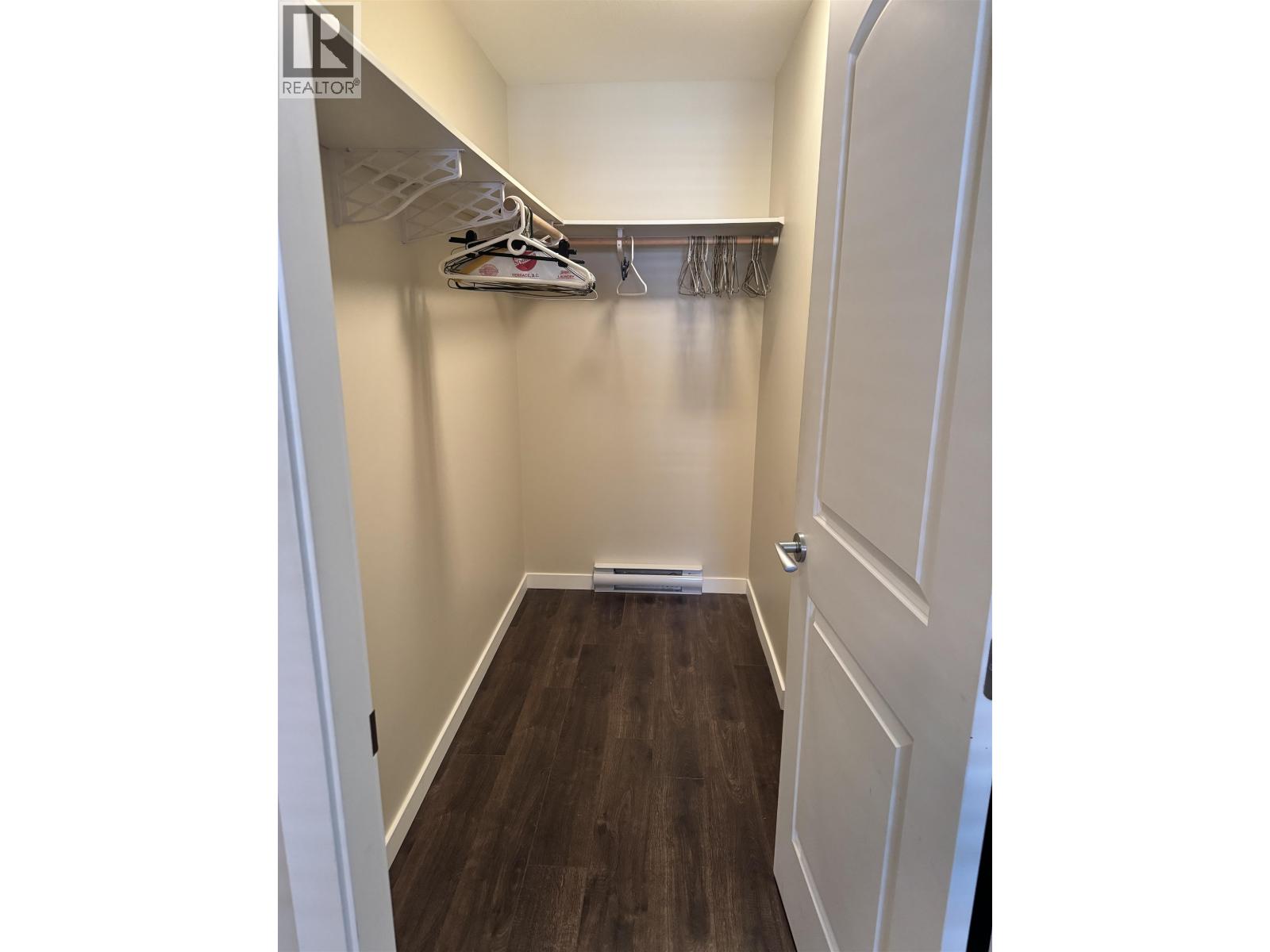 #103-4719 DAVIS Avenue, Terrace