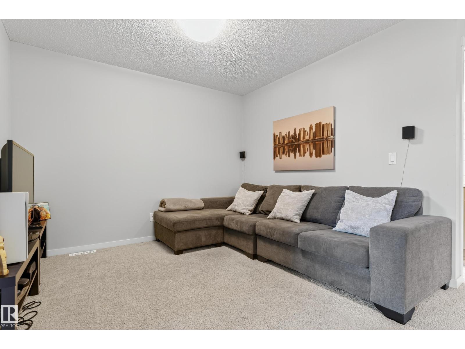 1536 22 ST NW NW, Edmonton