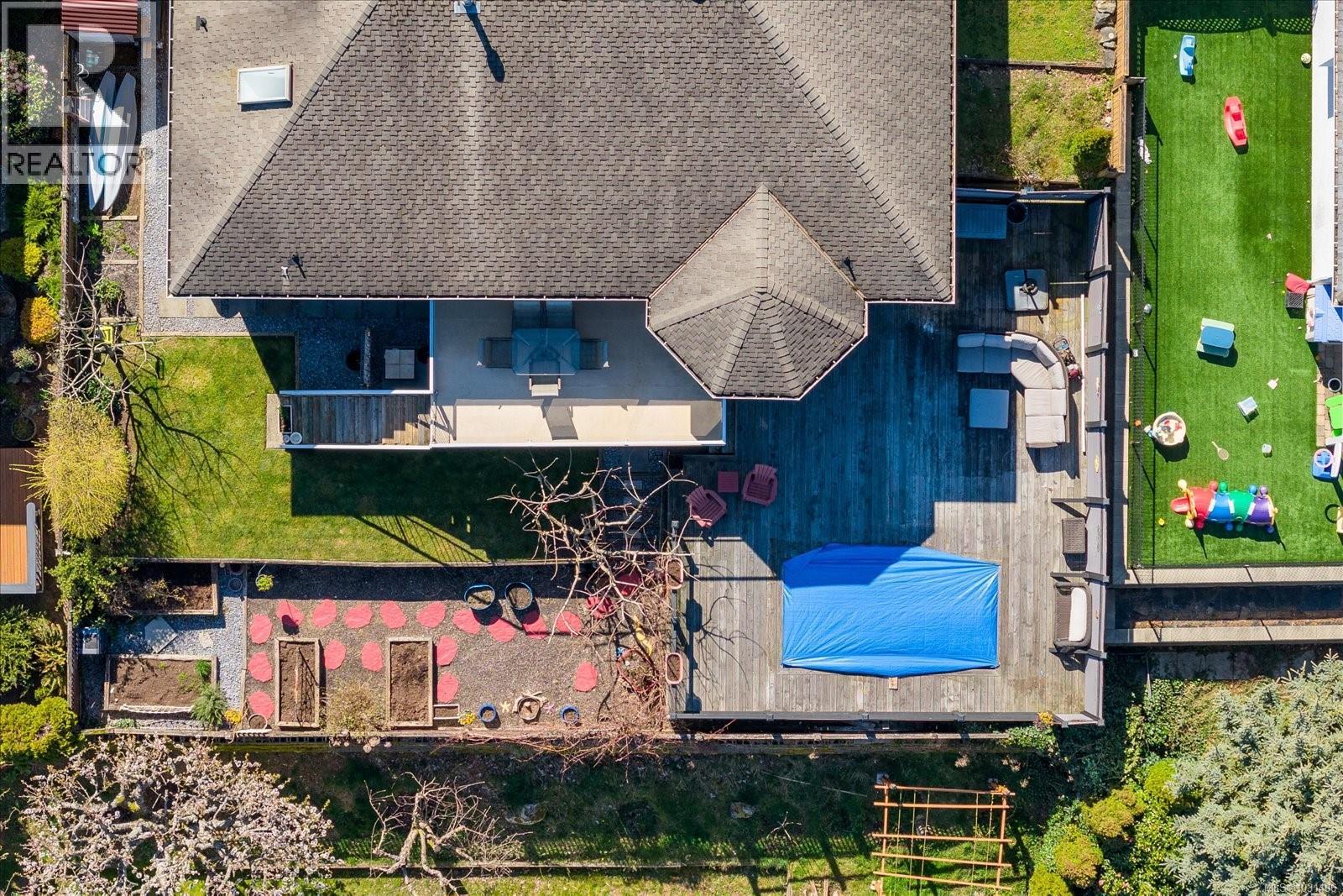 6160 Dover Rd, Nanaimo