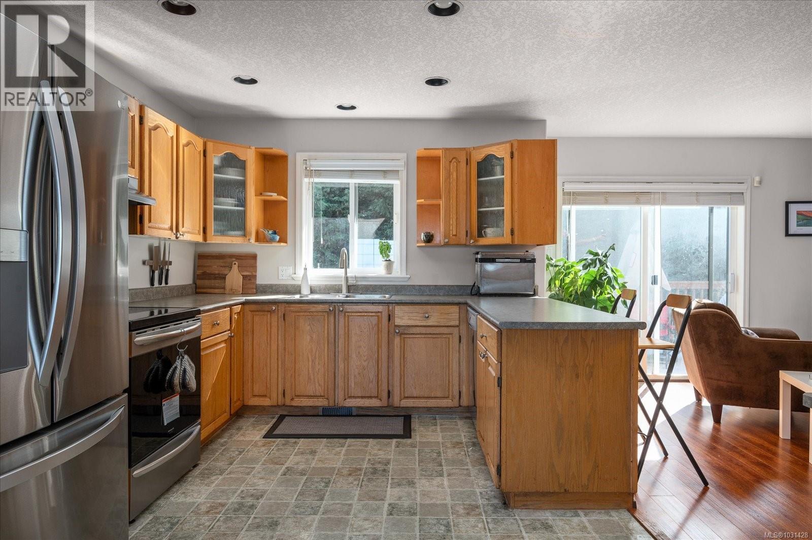 6427 Nidri Pl, Nanaimo