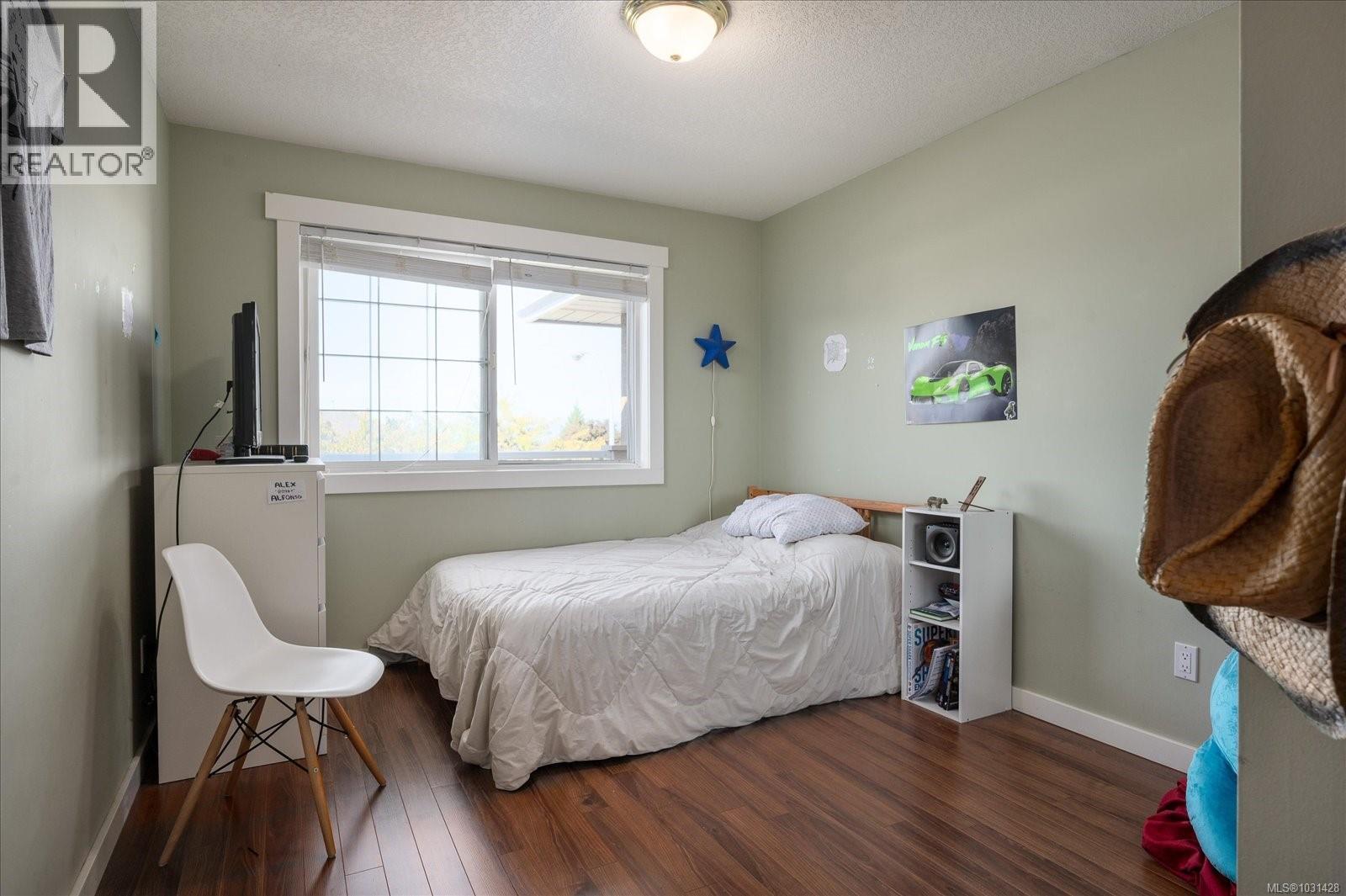 6427 Nidri Pl, Nanaimo