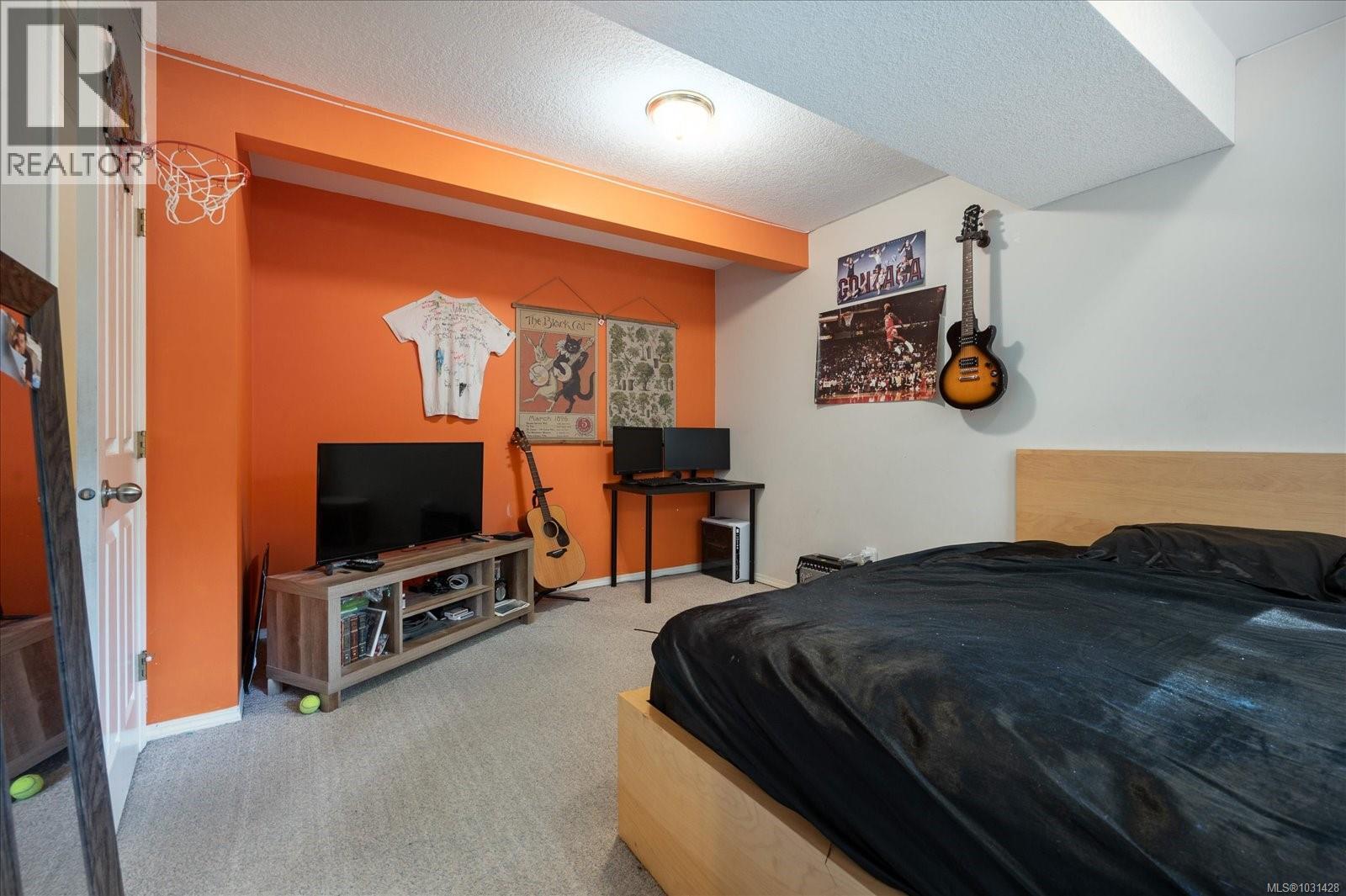 6427 Nidri Pl, Nanaimo