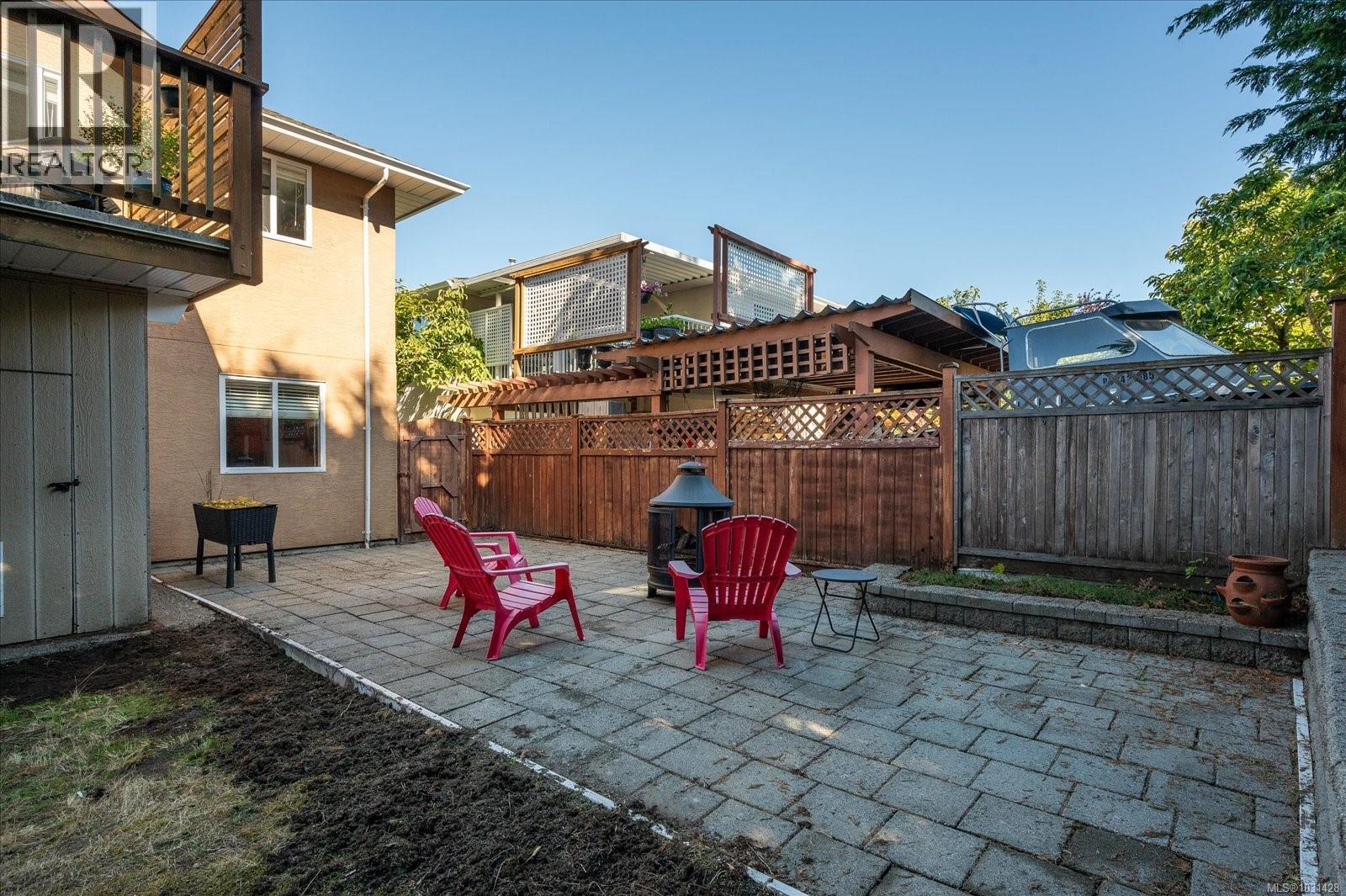 6427 Nidri Pl, Nanaimo