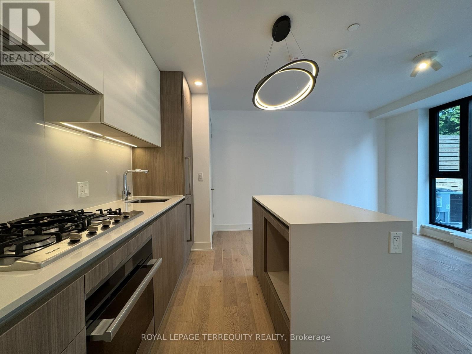 #103 200 KEEWATIN AVENUE - 5