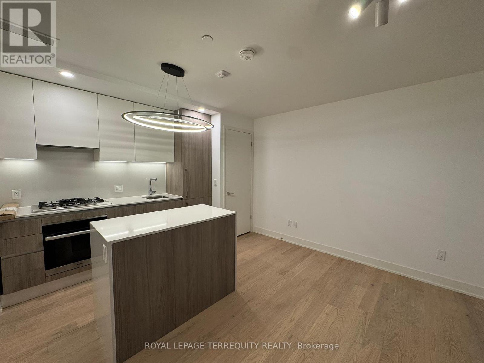 #103 200 KEEWATIN AVENUE - 8
