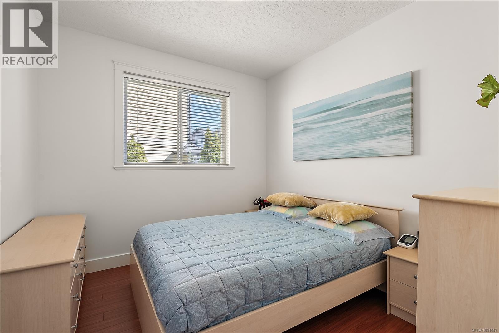 928 CAVALCADE Terr, Langford