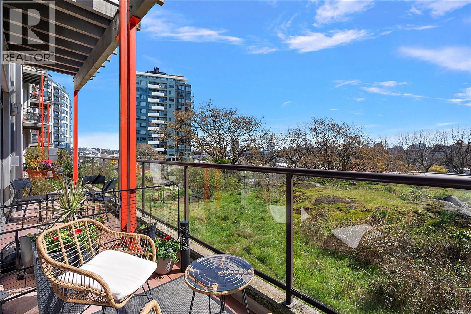 108 455 Sitkum Rd, Victoria