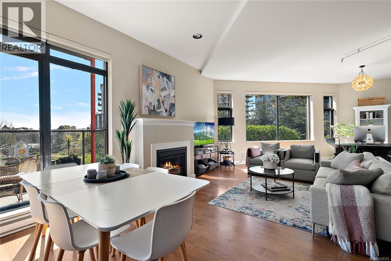 108 455 Sitkum Rd, Victoria