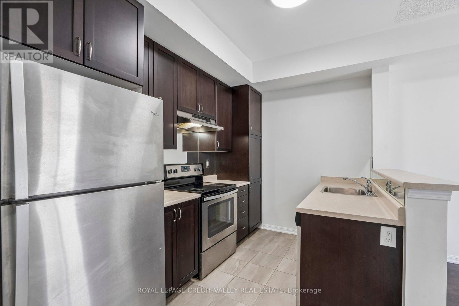 #266 250 SUNNY MEADOW BOULEVARD - 19