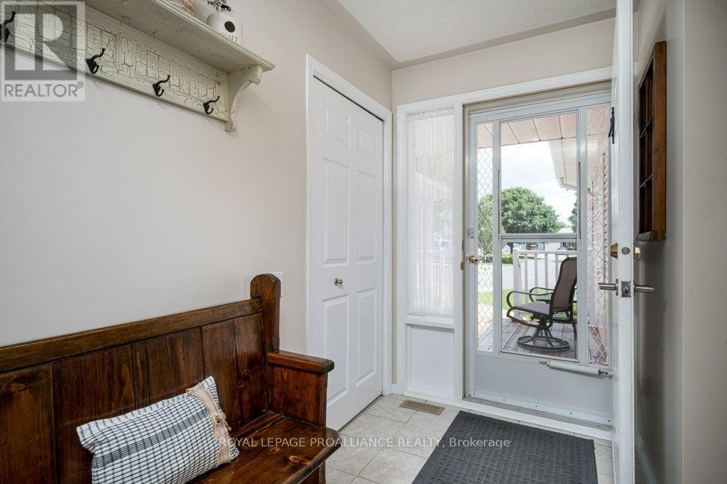 9 QUAKER COURT - 4