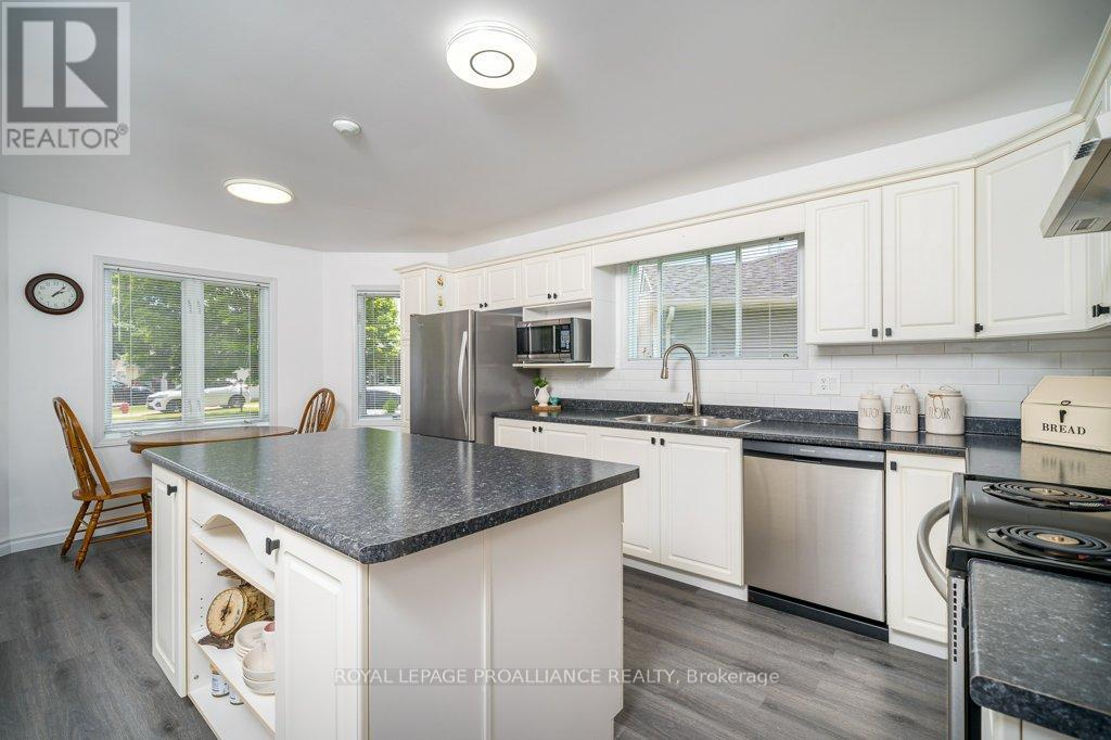 9 QUAKER COURT - 5
