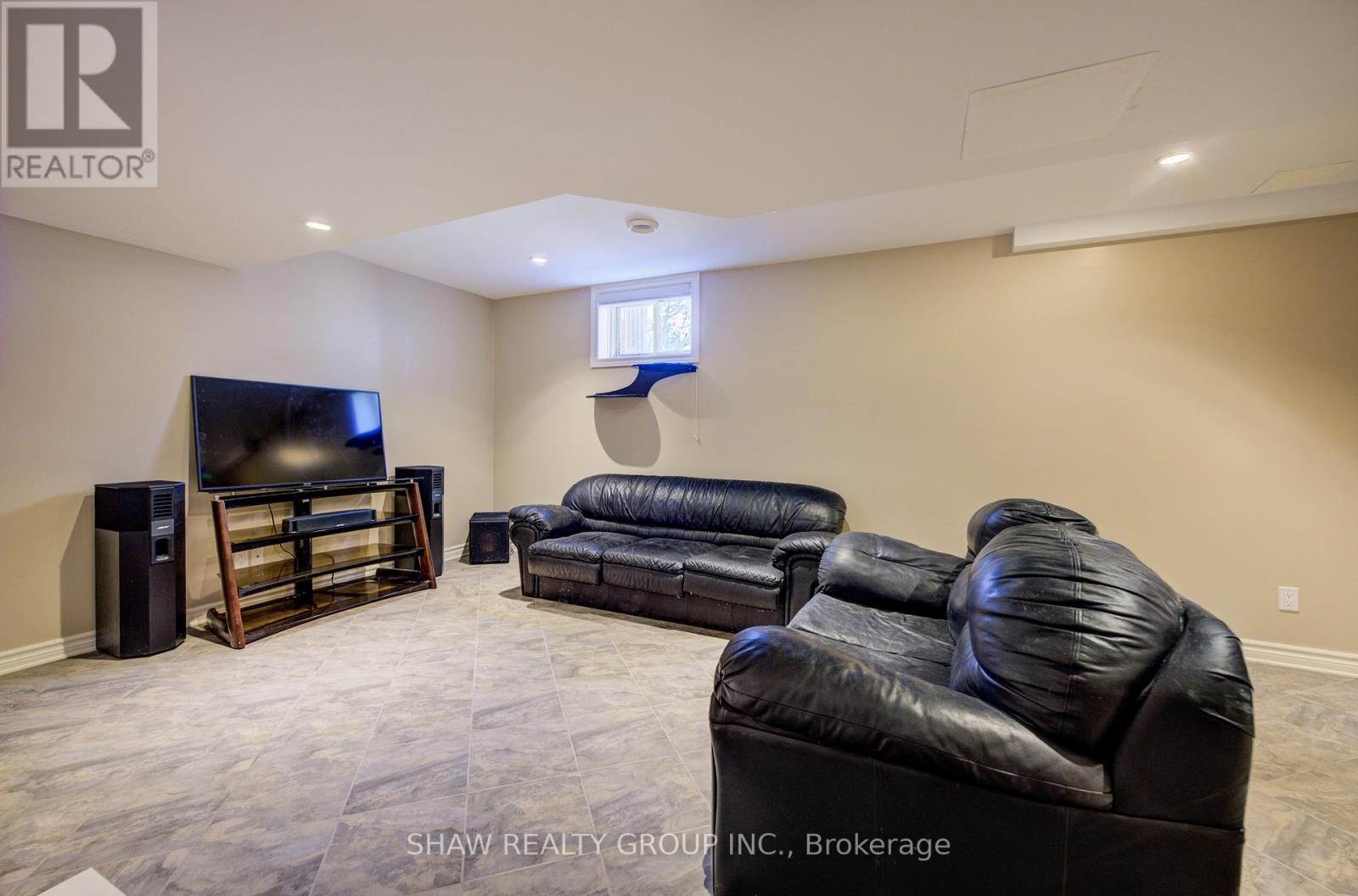 32080 SIDE RD 20 ROAD - 23