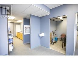 477 Queen St E, Sault Ste  Marie, ON P6A1Z5 Photo 31