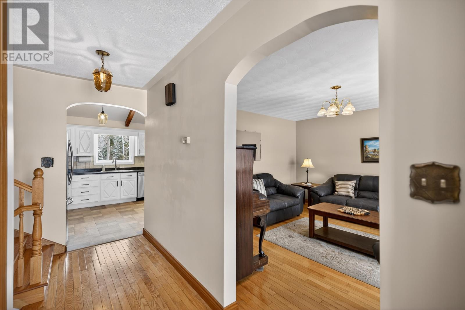 26 LANGLEY ROAD - Image 3