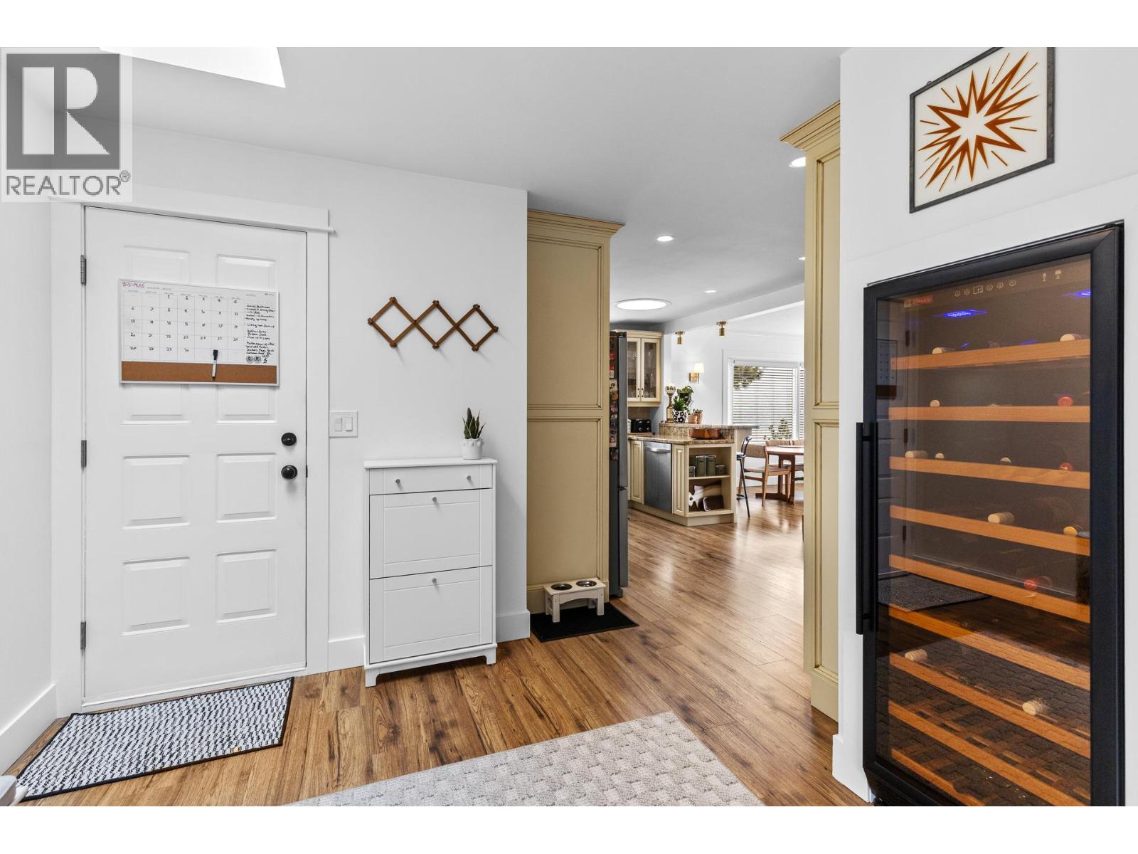 4215 6th Avenue, Peachland