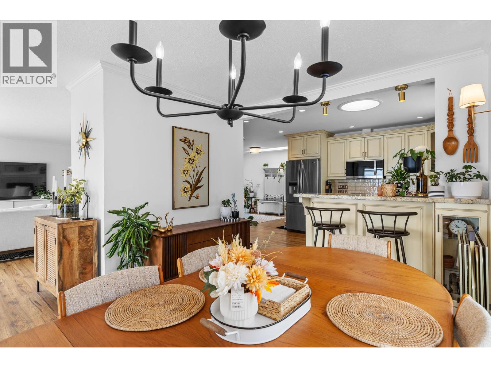 4215 6th Avenue, Peachland