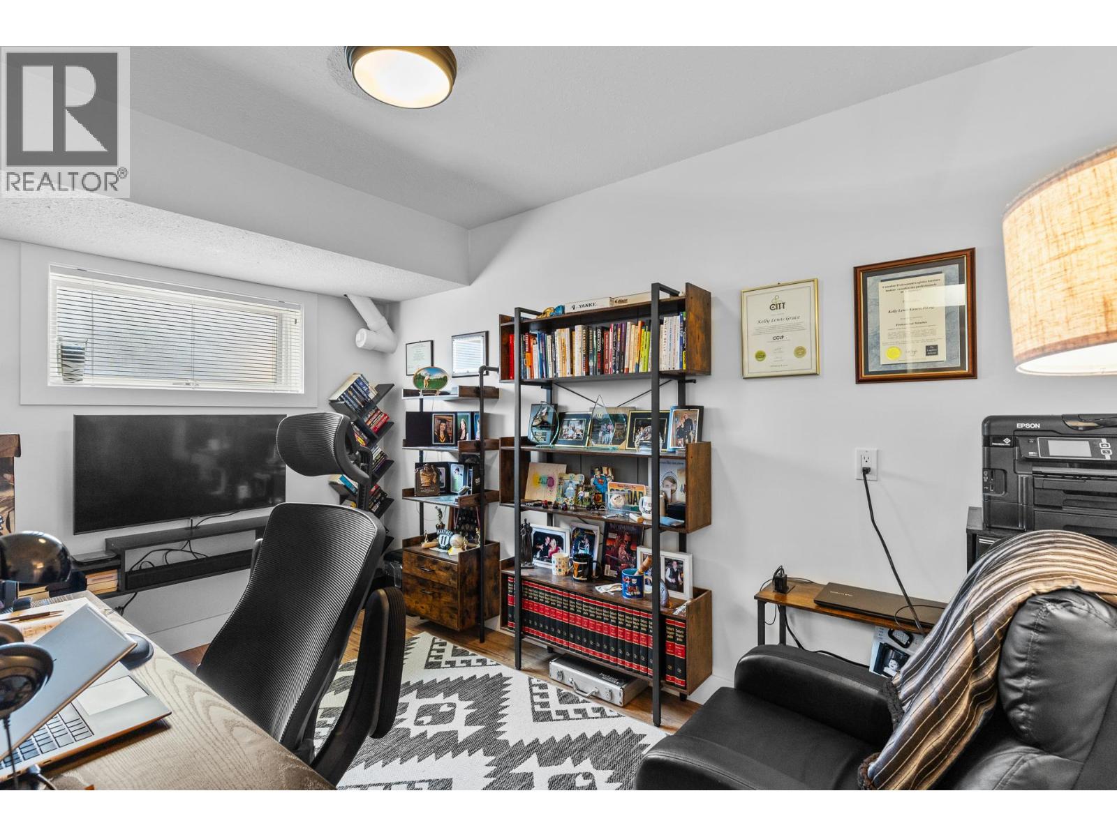 4215 6th Avenue, Peachland